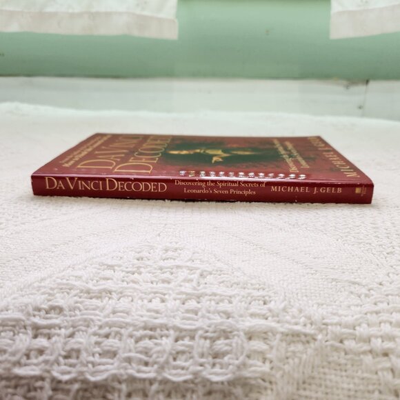 DaVinci Decoded Book - Picture 4 of 4